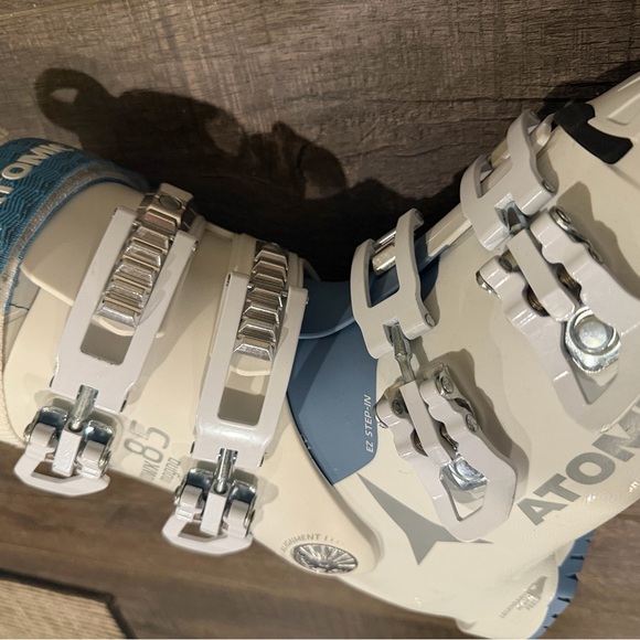 Women's White and Blue Atomic  Ski Race Boots - Picture 12 of 16